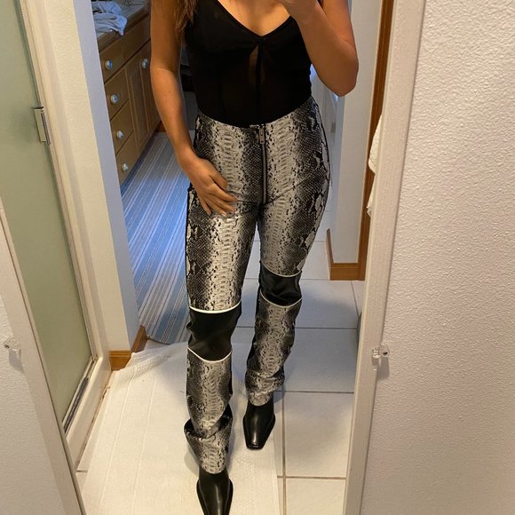I. AM. GIA Snakeskin Pants size small - Picture 2 of 6